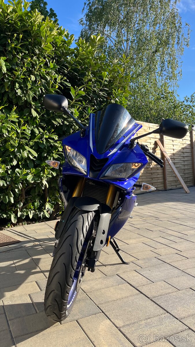 Yamaha YZF R125 - 7