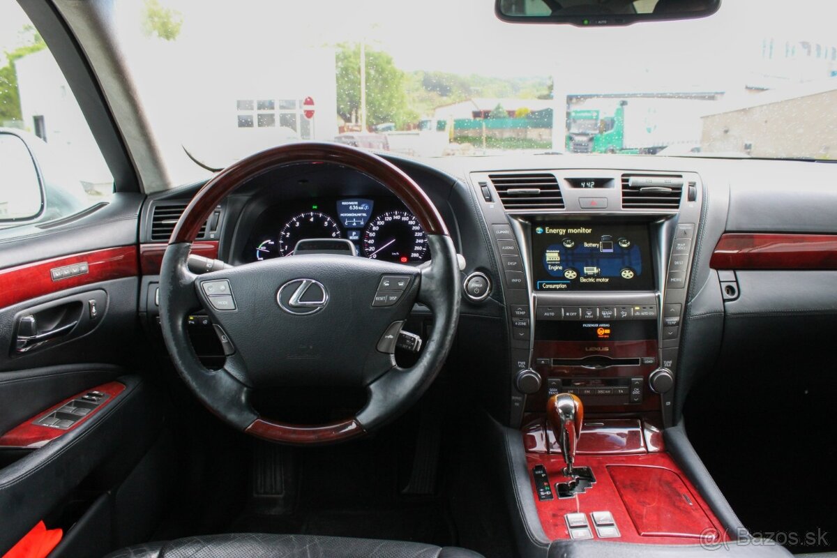 Lexus LS 600h 5.0 V8 Hybrid - 7