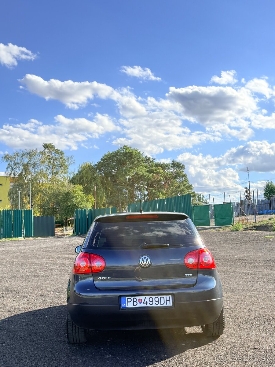 VW Golf 5 1.9 TDi DSG - 7