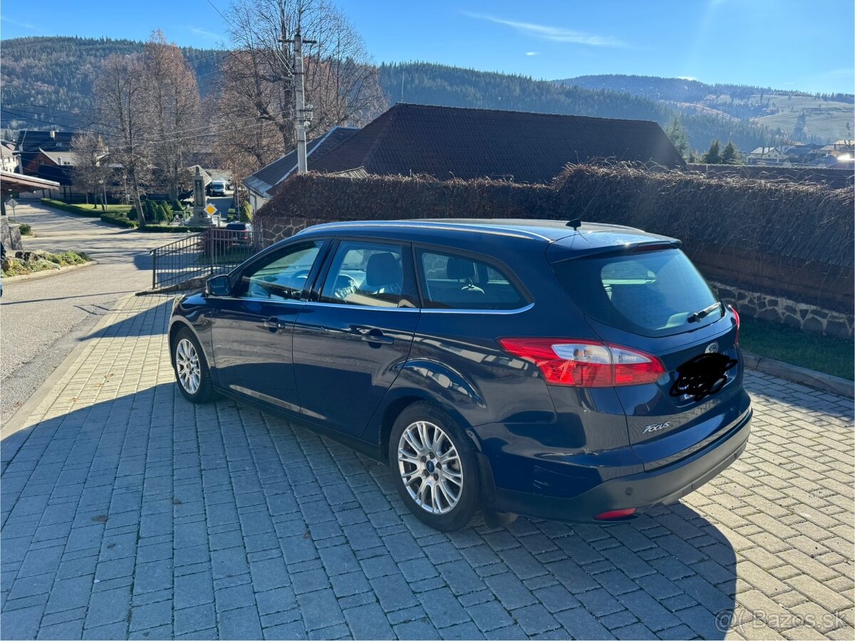 Ford Focus kombi 1.6 92KW RV2013 - 7