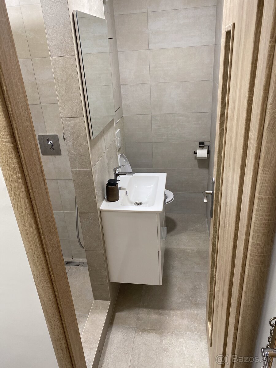 Prenajmem útulný 1,5-izbový byt v Ružinove pri OC Retro - 7