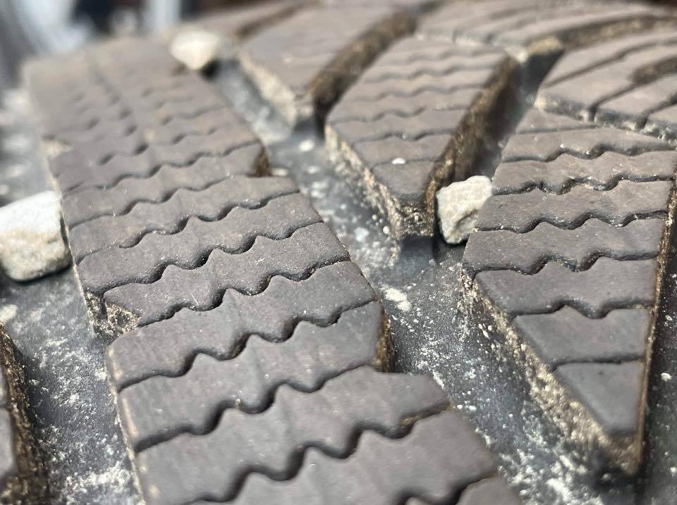 Alu Disky 5x105 6,5jx16 ET38 215 65 16 Opel MOKKA - 7