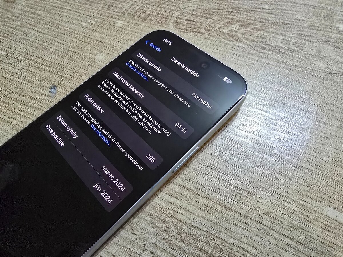 Iphone 15 128gb v super stave ma len jemne znamky pouzivania - 7