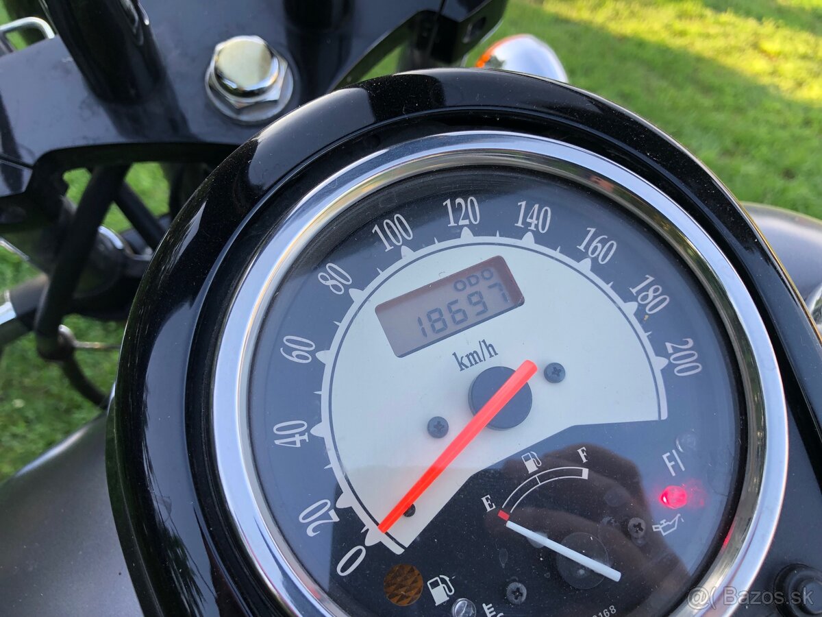 Kawasaki VN900 custom - 7