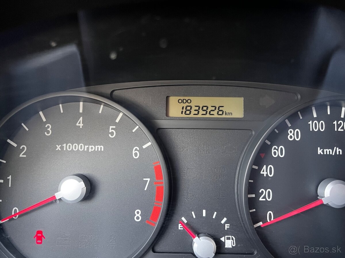 KIA Rio 1.4 benzín - 7