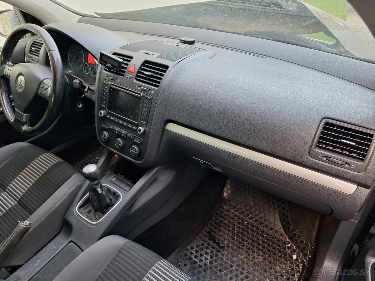 VW Golf 5 1.9 tdi - 7
