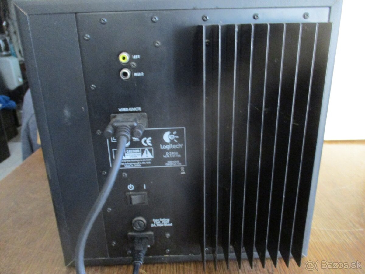 LOGITECH Z-2300 subwoofer - 7