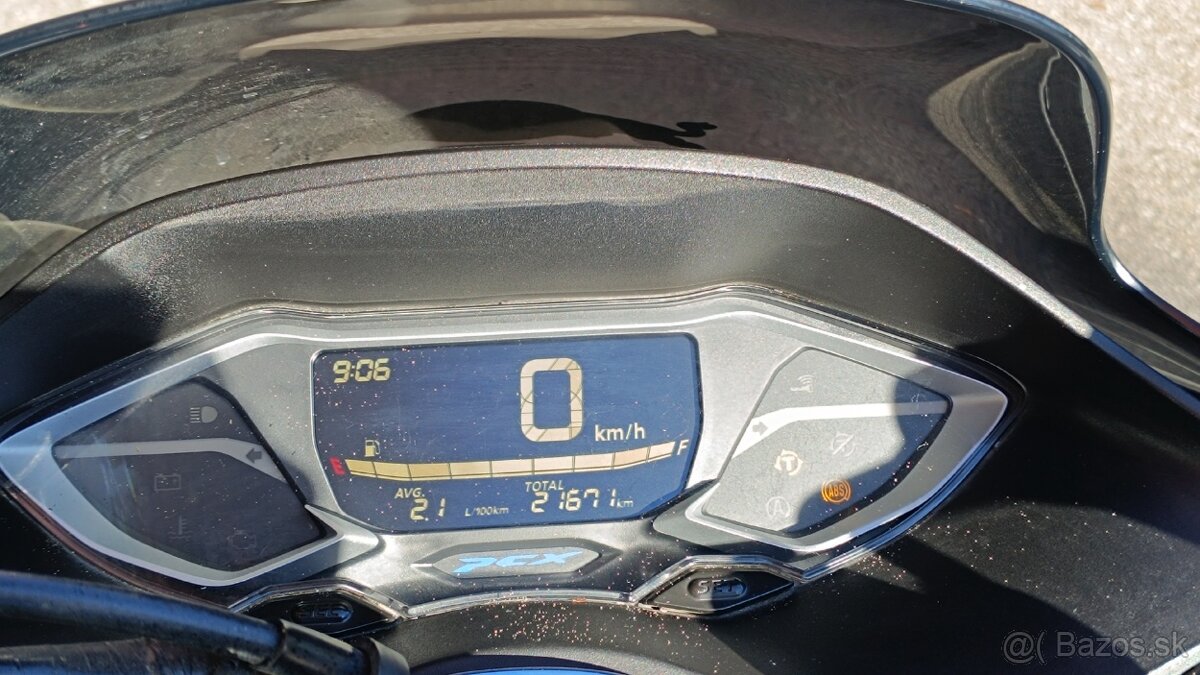 Predám Hondu PCX 125 - 7