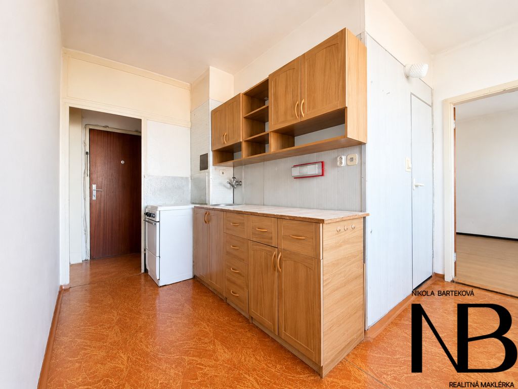 Na predaj 2 izbový byt v pôvodnom stave, ul. Saratovská, Tre – další