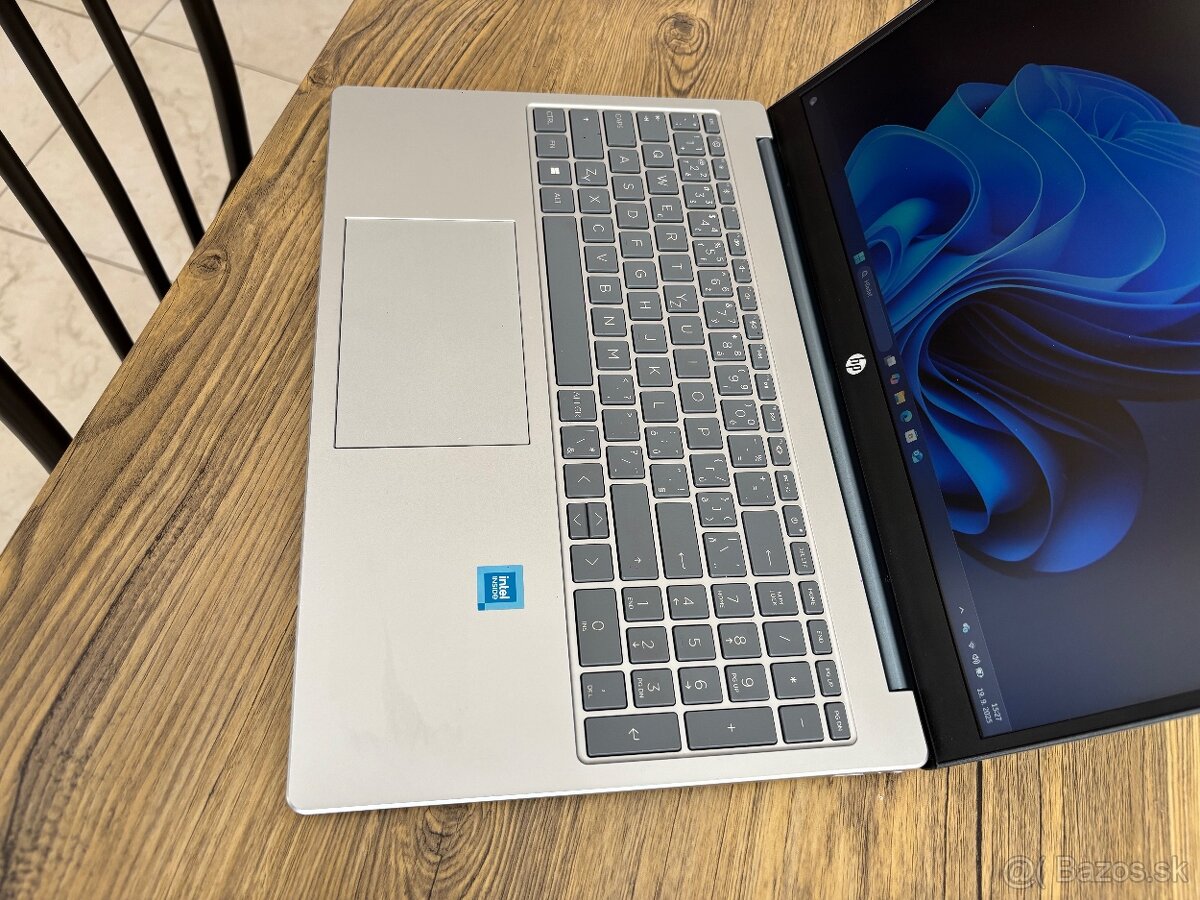 /HP/Notebook/4GB RAM DDR5/128GB NVMe SSD/Intel/2GB - 7