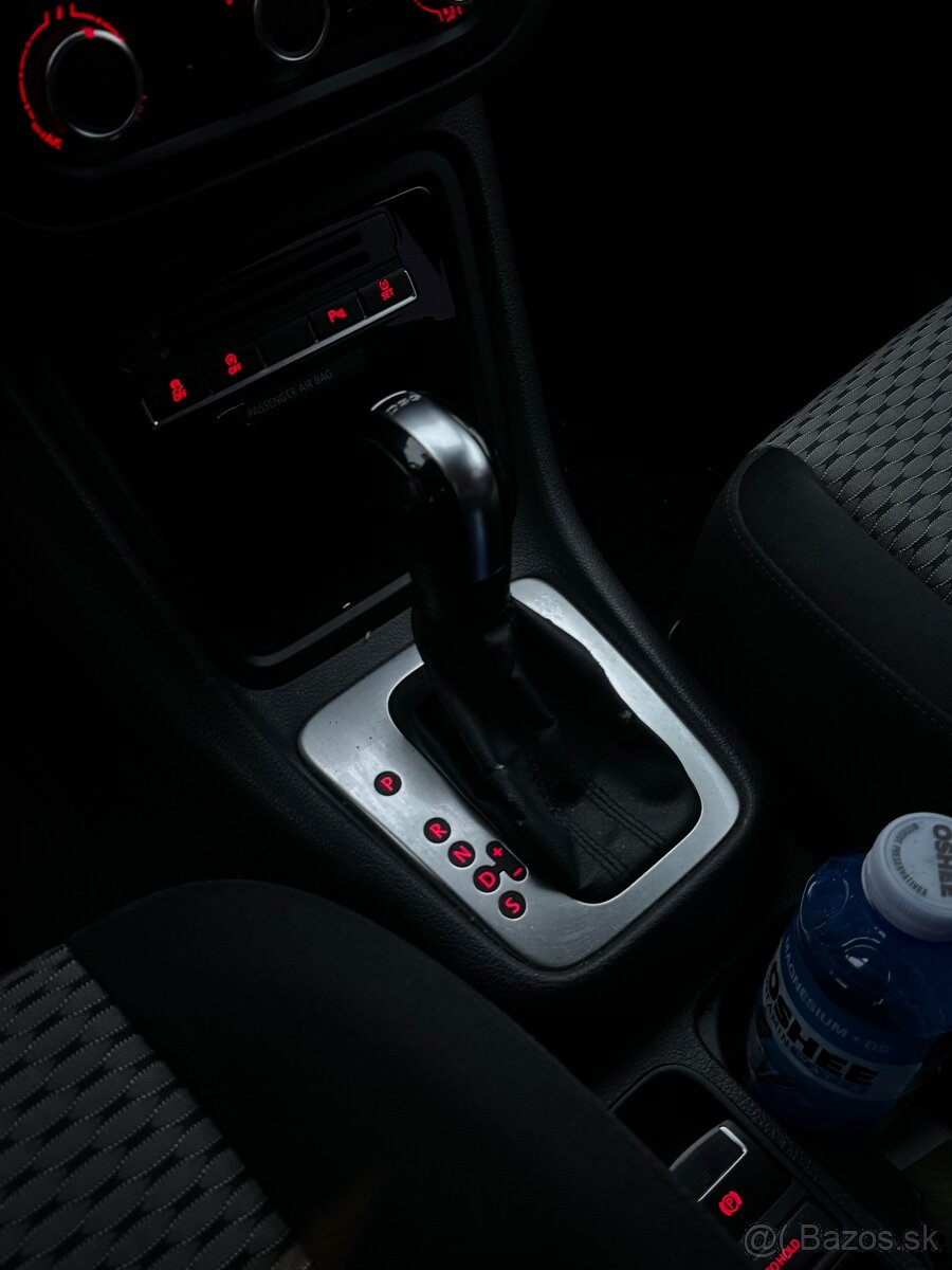 VW SHARAN | 2.0TDi | DSG | NOVÝ MOTOR 30tis. km - 7