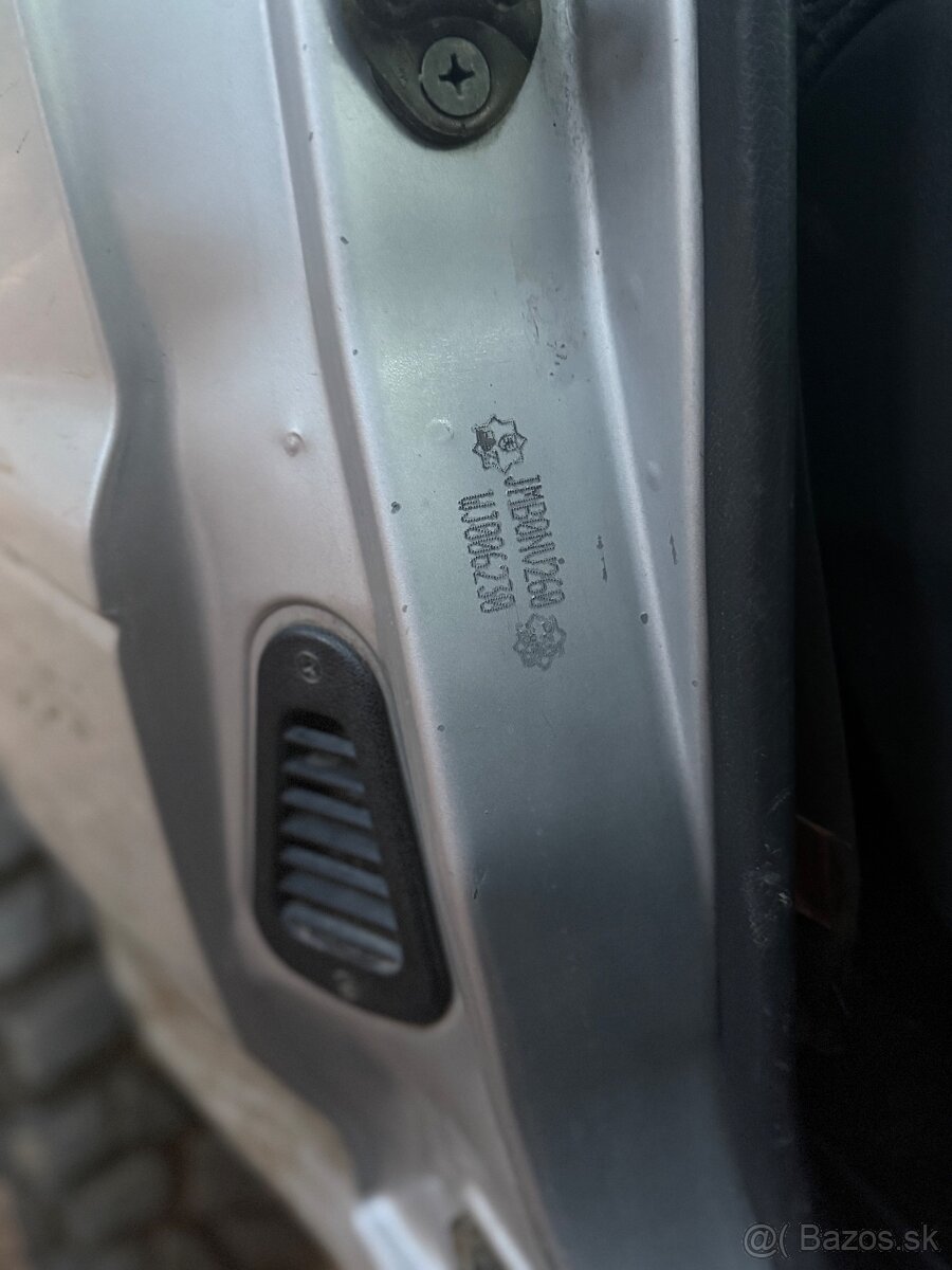 Mitsubishi Pajero 2 - 7