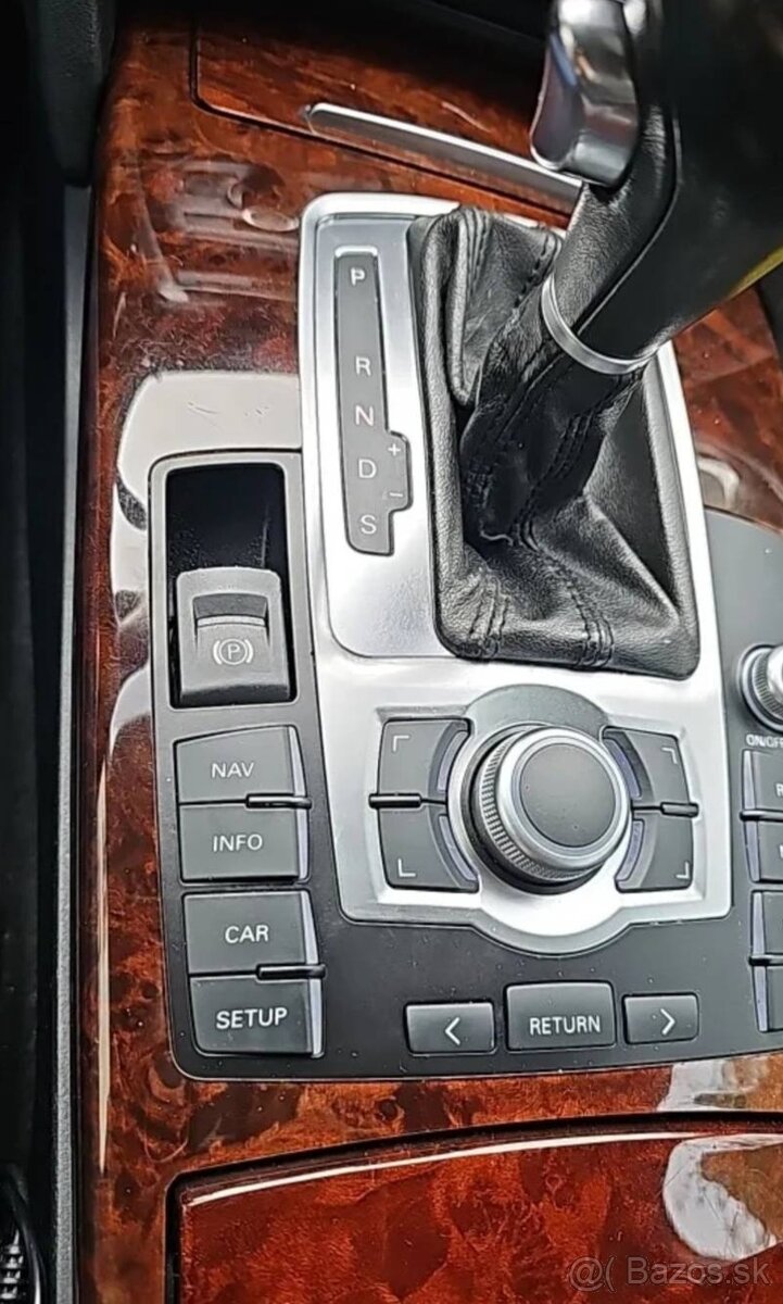 RAMIK NA STREDOVY PANEL MMI AUDI Q7 a AUDI A6 C6 - 7