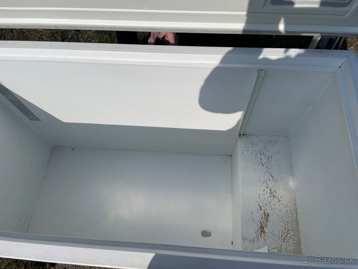 mraziak Vestfrost hf396 - 7