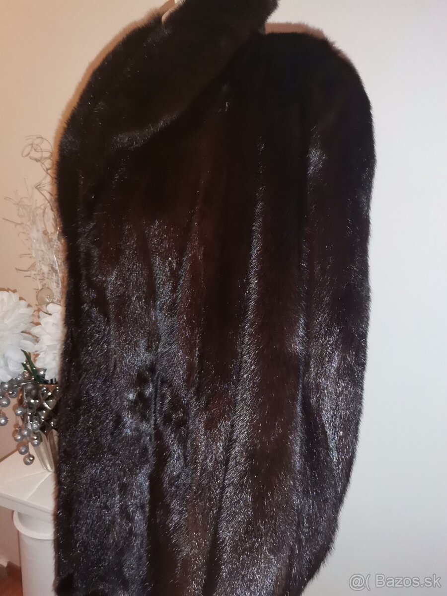 Predám norkový kožuch - 7