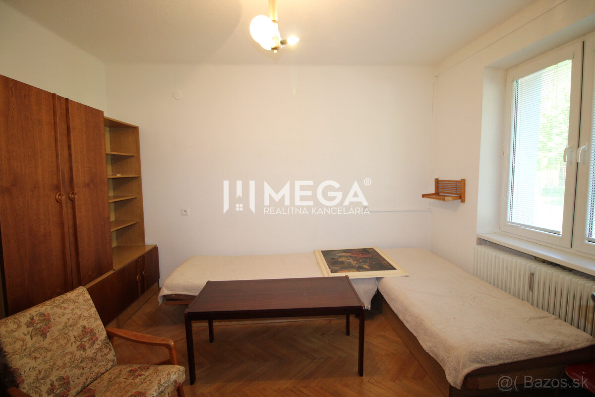 Na predaj 3izbový byt - Dobrianskeho - mesto Humenné - 7