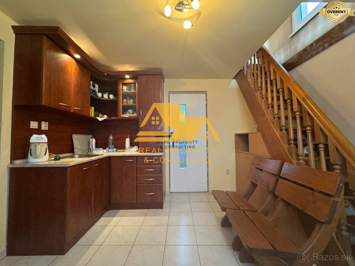 Exkluzívne Predám chatu na celoročné bývanie v Nových Zámko - 7