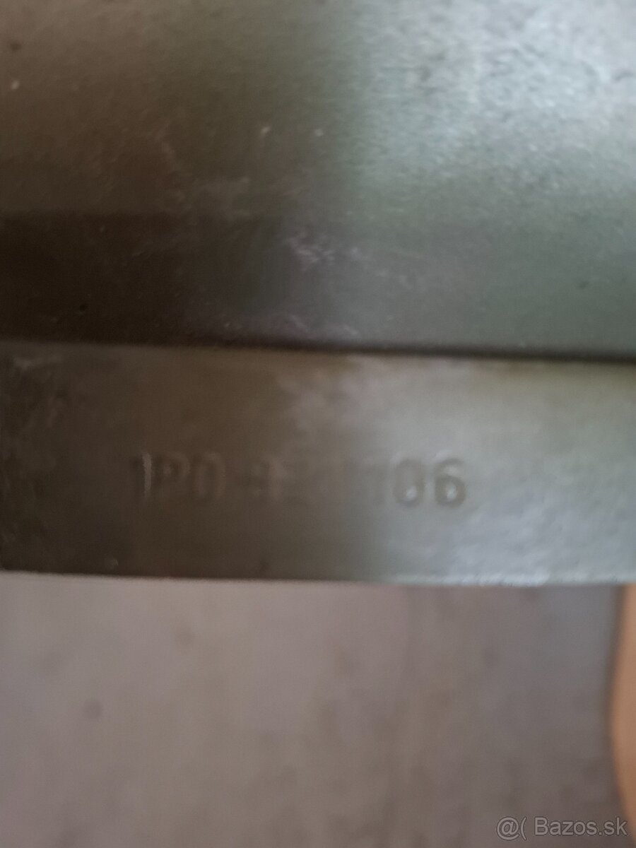 Seat Leon 2 pravý predný blatnik - 7