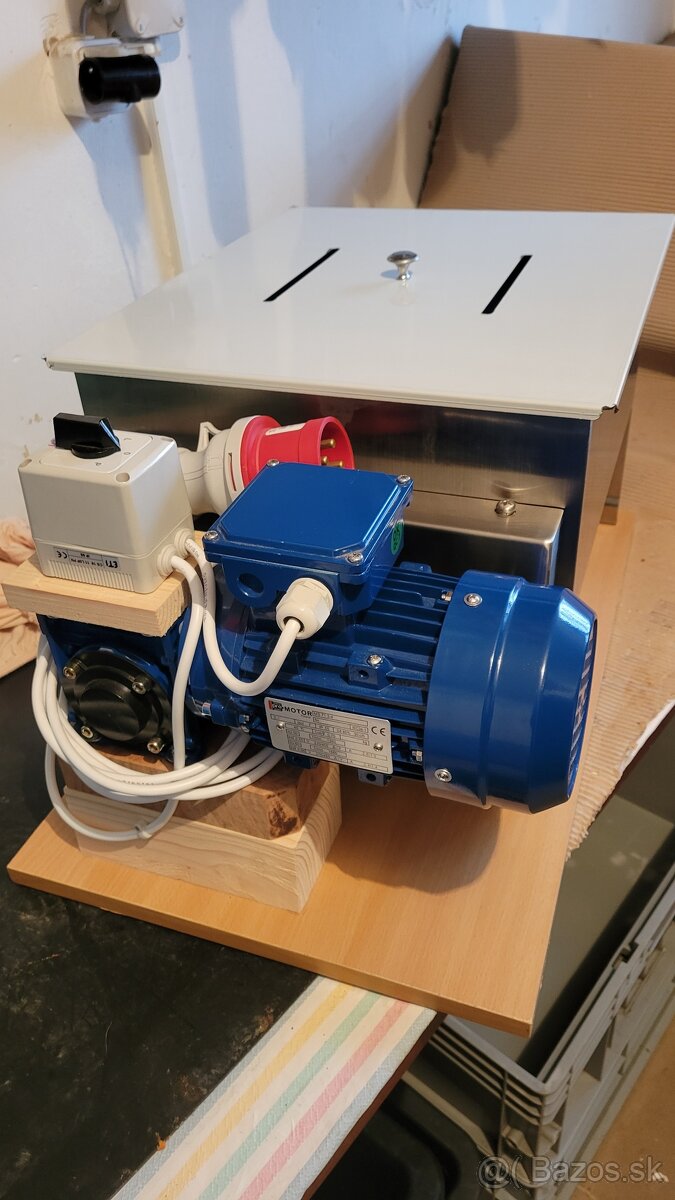 Predám miešačku na mäso - 7