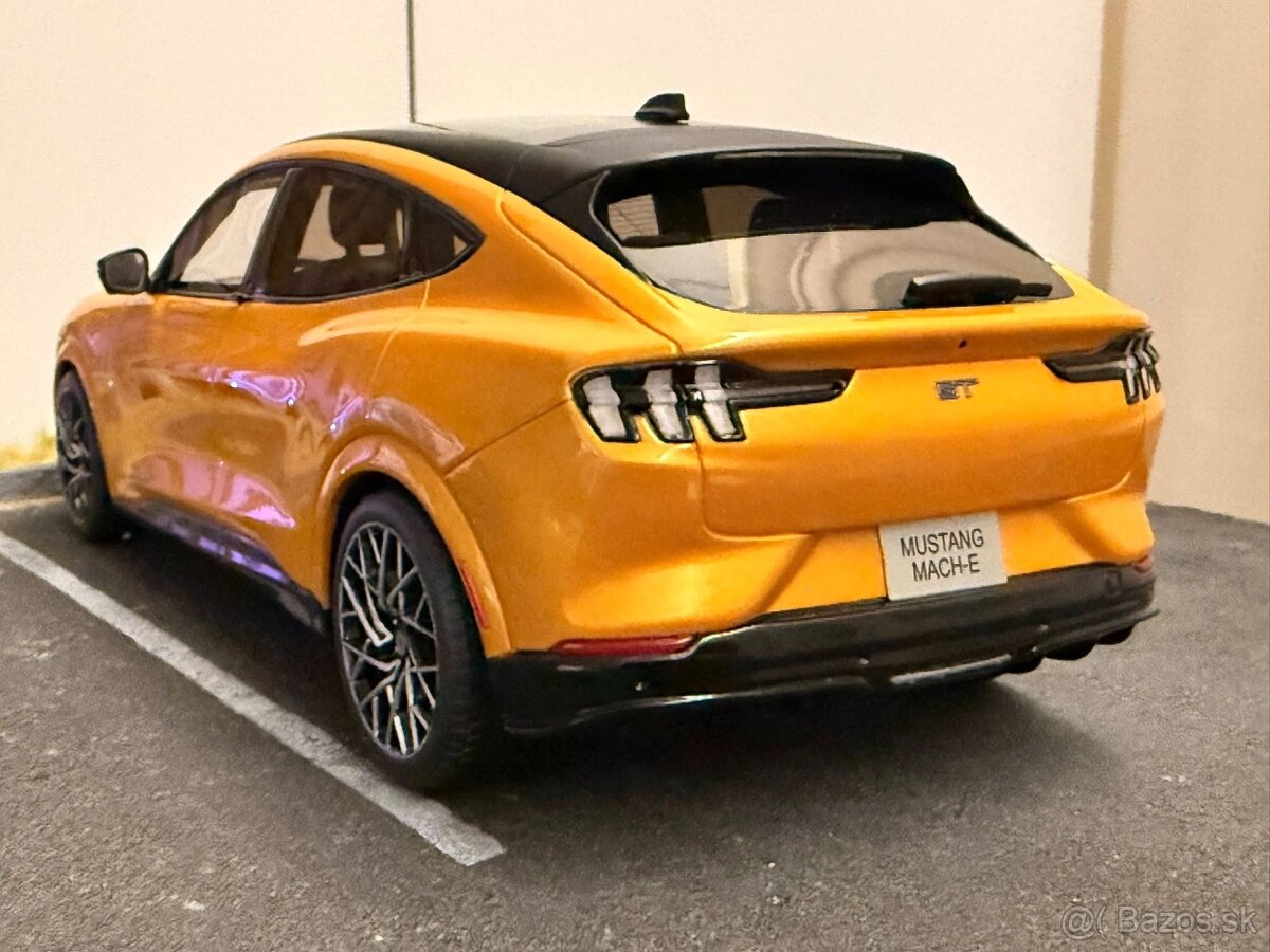 1:18 2021 Ford MUSTANG Mach-E - GT Performance - OttOmobile - 7