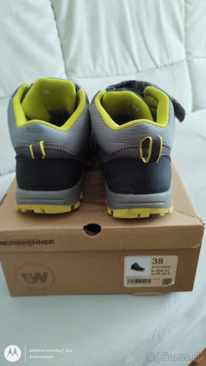 Predám členkovú chlapčenskú obuv veľ. 38. - 7