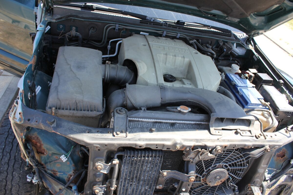 Mitsubishi pajero 3,2 DI-D - 7