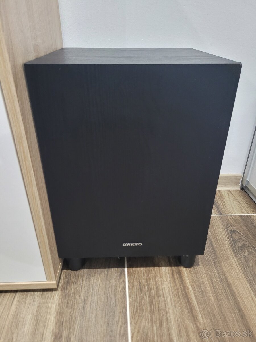 AV receiver Onkyo HT-R370 + reproduktory Jamo A 102 HCS - 7