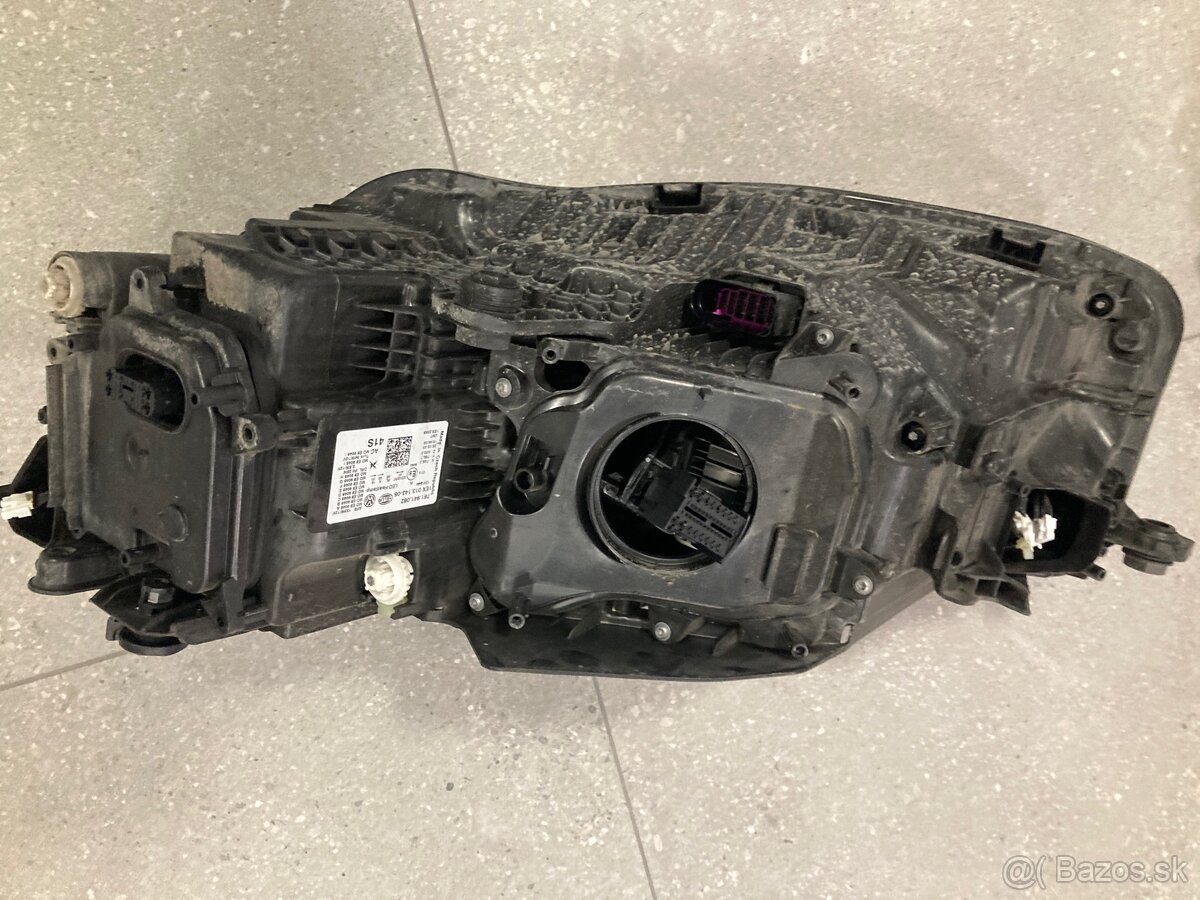 Predám predné svetlá VW Touareg - 7