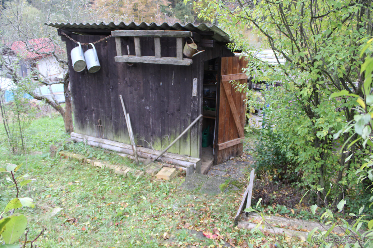 SPEKTRUM REALITY- Na Predaj záhrada 312 m2,, záhradkárska os - 7