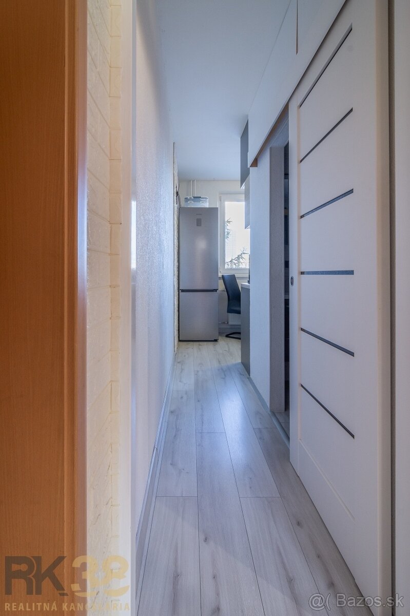 Zrekonštruovaný 3-izbový byt neďaleko širšieho centra Poprad - 7