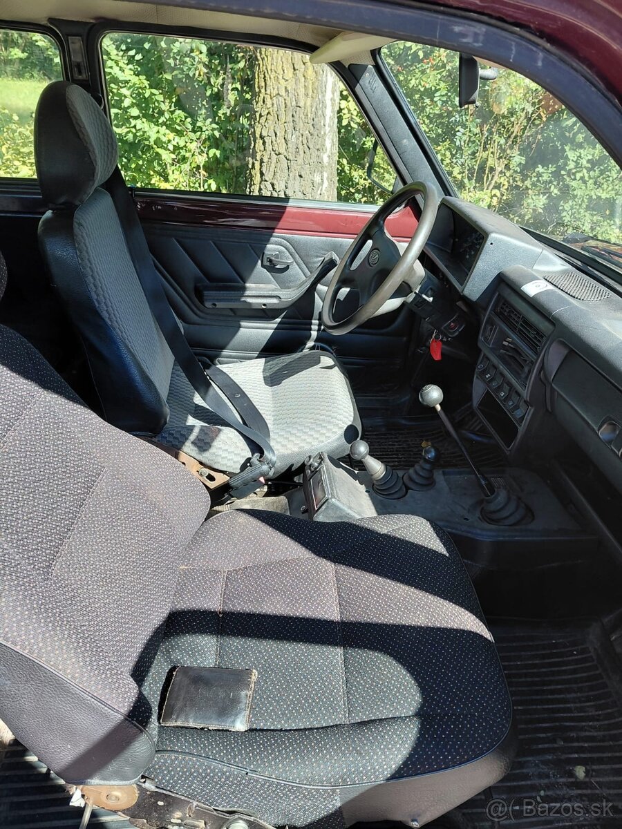 predam lada niva 1.7i - 7