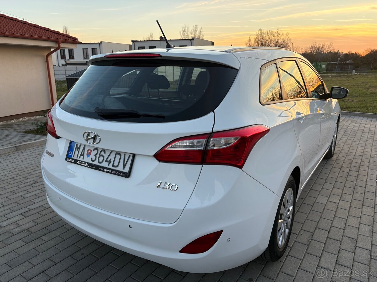 Hyundai i30 CW Combi 1.6 CRDI 81kw - 7