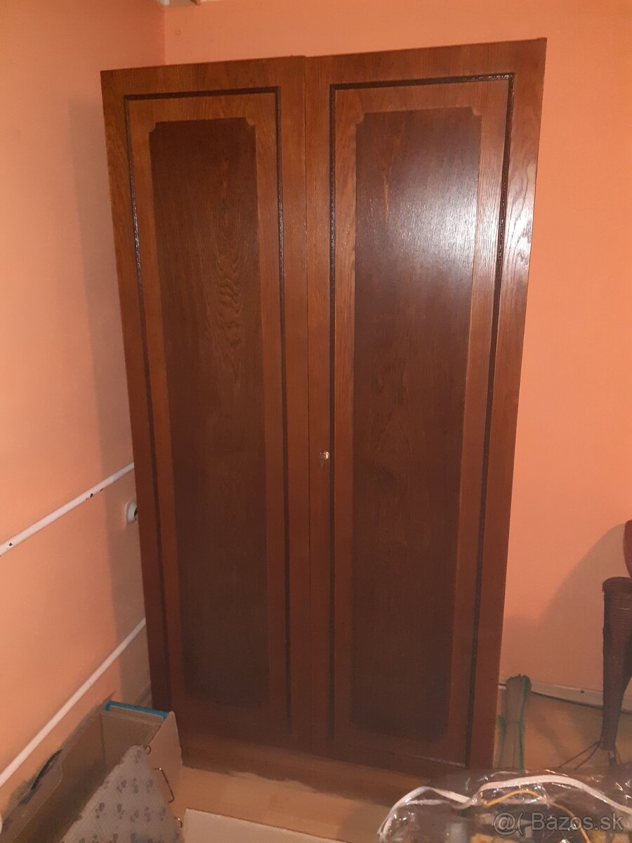 Zostava nábytku biela a hnedá - 7