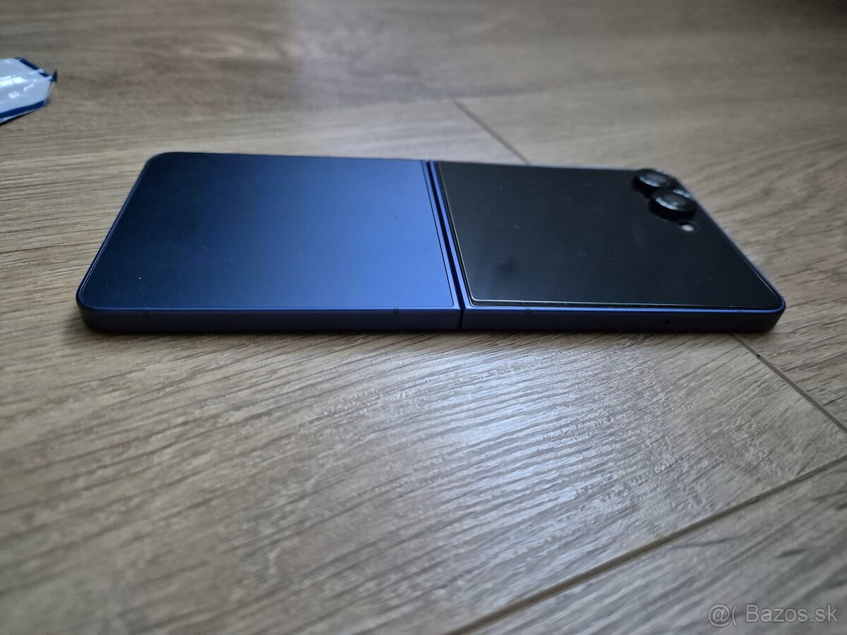 Samsung galaxy Flip 7 256 - 7