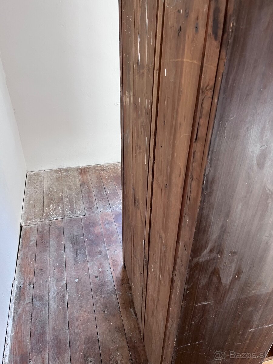 Skrina z masivu - zachovala - 7