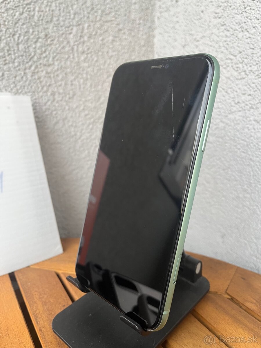 Apple IPhone 11 128GB - 100% batéria - 7