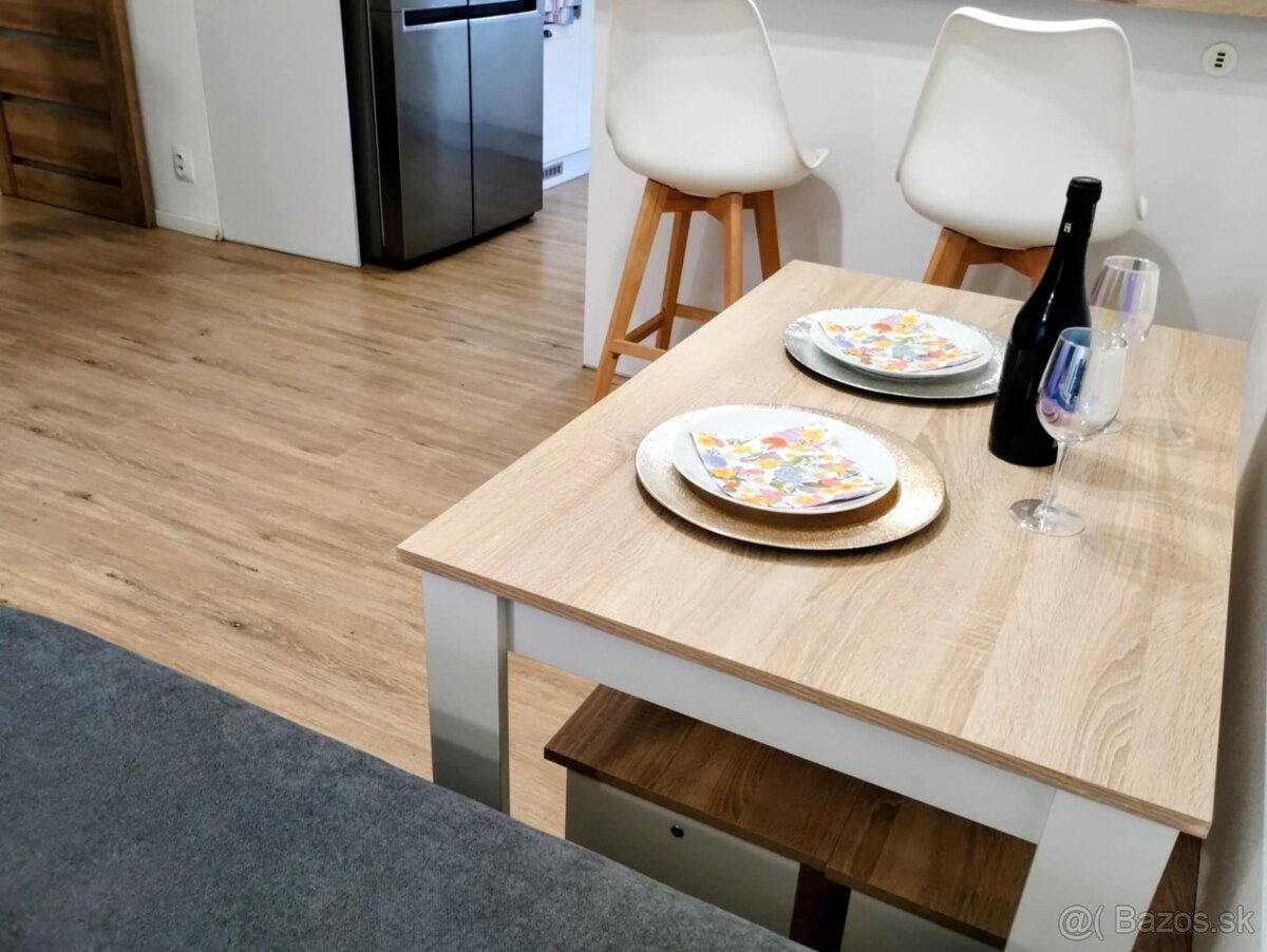 Sedacia súprava, konferenčný stolík, jedálenský stôl - 7