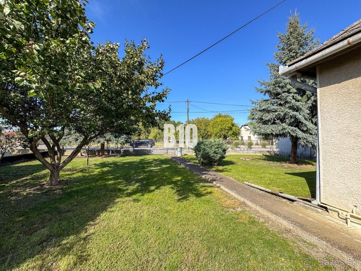 Rodinný dom s veľkým pozemkom (4641 m2) - Ondrejovce - 7