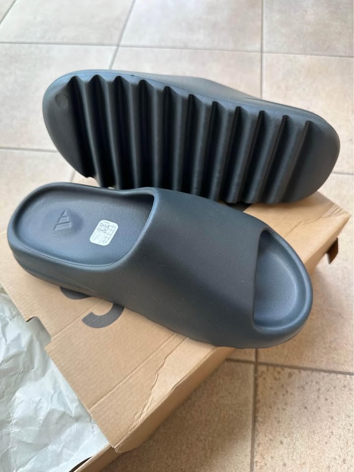 Yeezy yzy slide eu 42,43 dark onyx - 7