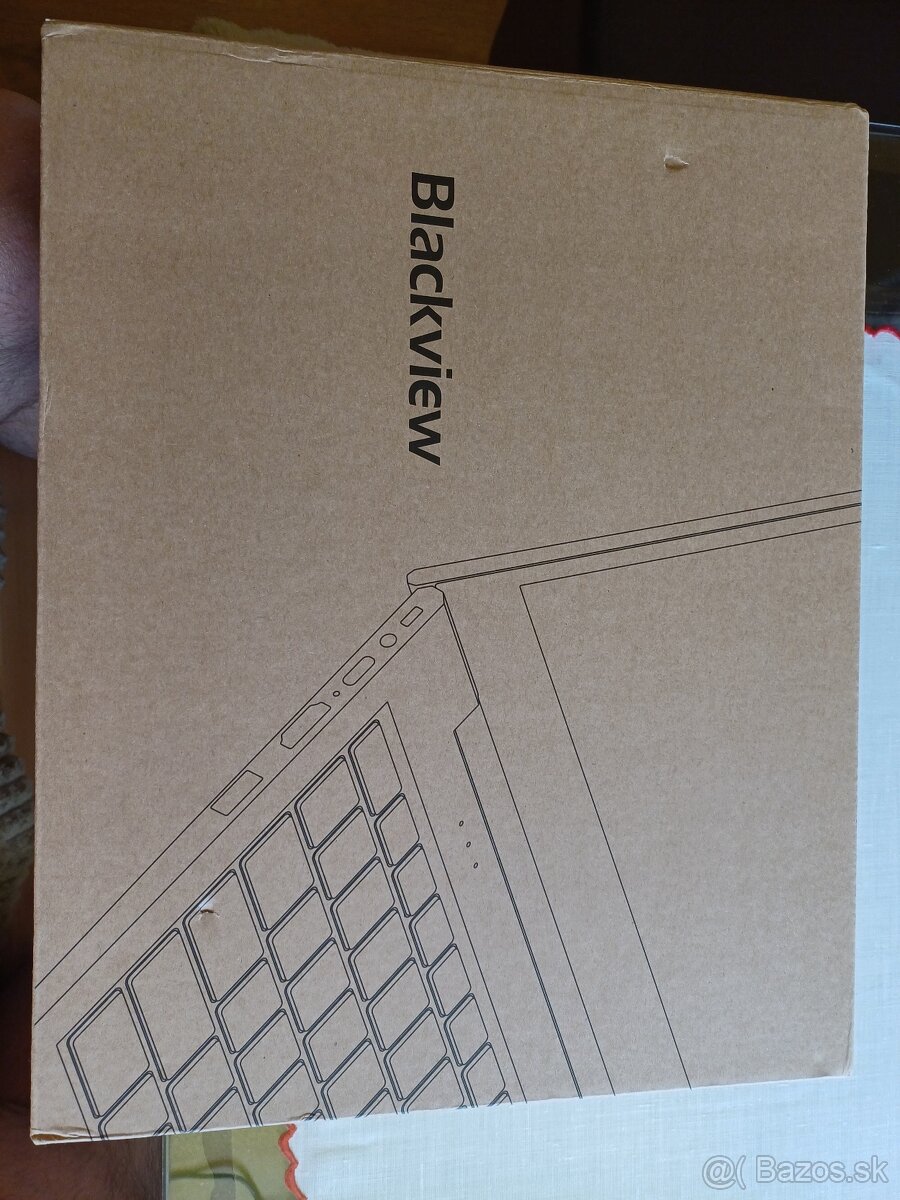 Predám čistonový notebook Blackview - 7