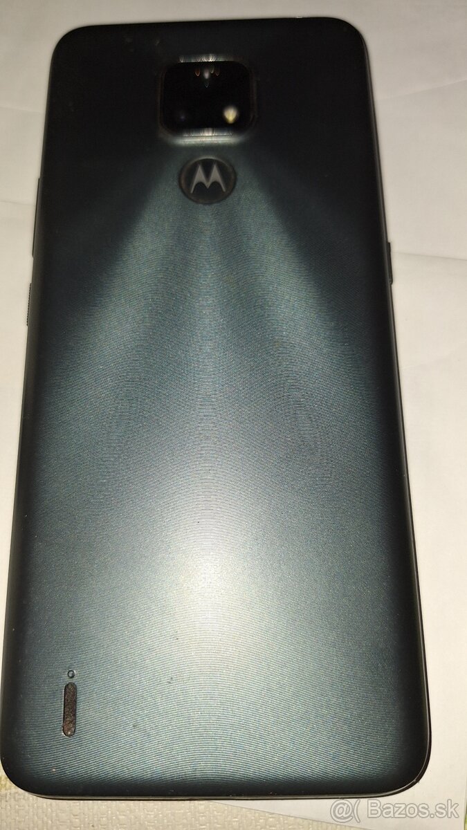 Rôzne mobily nevyužite kupene na zmluvy od Telekom - 7