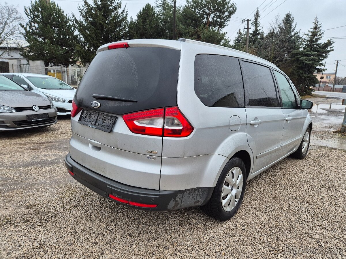 Ford galaxy - 7