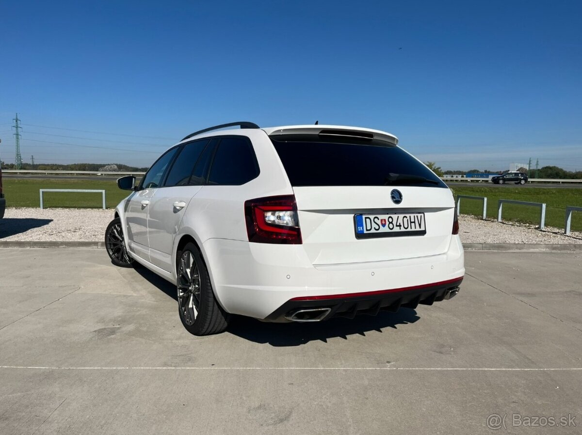 Škoda Octavia Combi 2.0 TDI RS DSG - 7