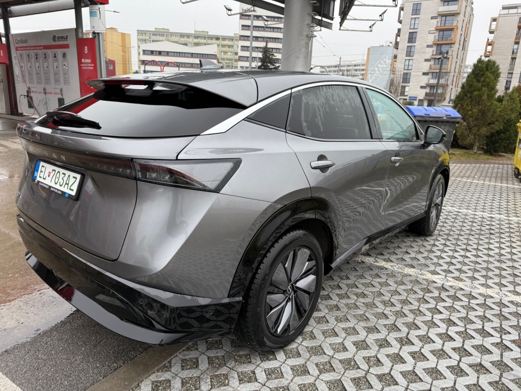 Nissan Ariya 87kWh Evolve, rok 2022 - 7