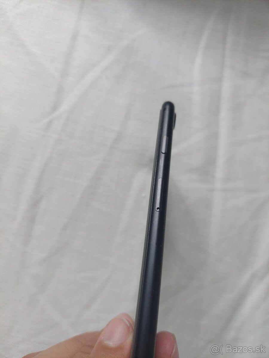 Apple iPhone 7 128 GB Black - 7