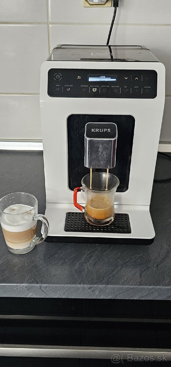 Kávovar Krups EA89 - 7