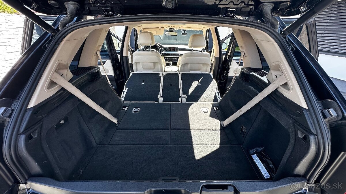 Ponúkam na predaj 7-miestne vozidlo BMW X5, ročník 2015 - 7