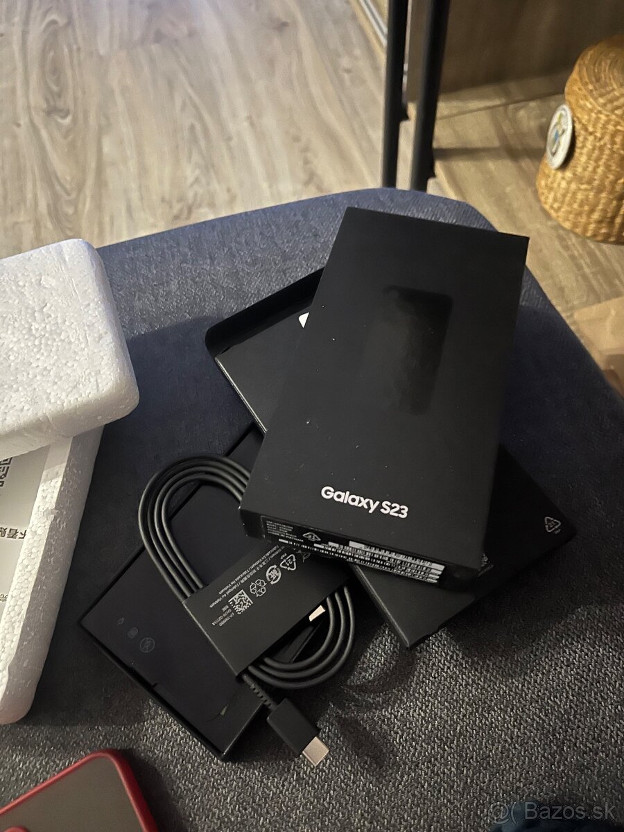 Samsung Gáaxy S23 256GB - 7