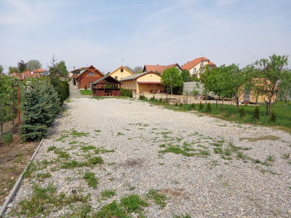 Na predaj kompletne zariadený rekreačný areál Podhájska - 7