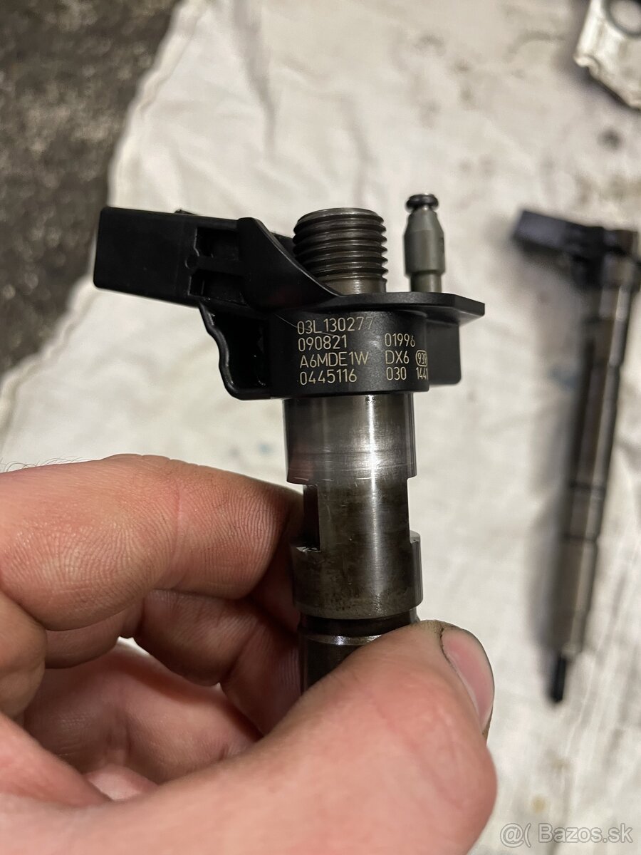 Vstreky 2.0 TDi 03L 130 277 - 7
